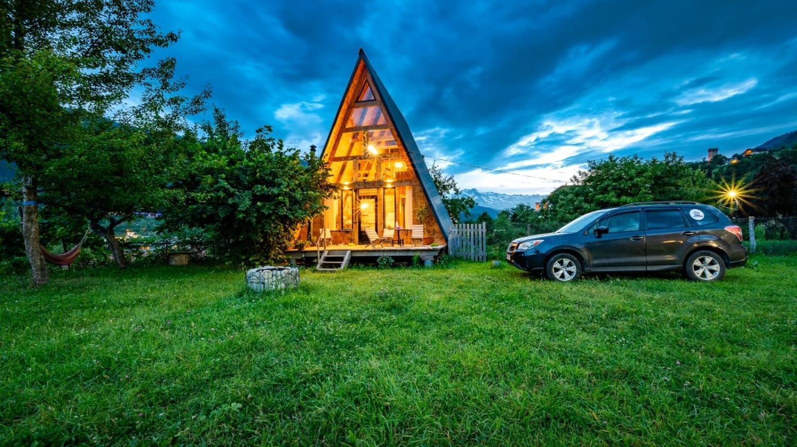 A-Frame Местия Экстерьер фото